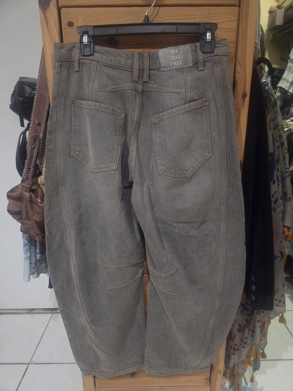 We The Free Good Luck Washed Gray Denim Cropped Barrel Jeans With Orange Stitch - Picture 3 of 6